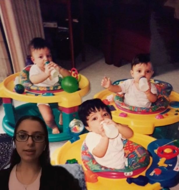 Izzy本身有兩個兄弟，三人是三胞胎。