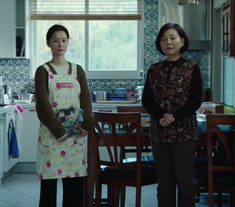 不少奶奶天生就看新抱不順眼,不管對方做什麼,在她的眼中都是錯。