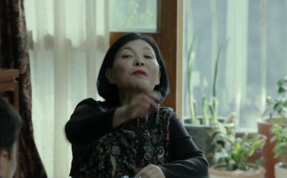 台灣有位媽媽指自從姑仔懷孕及BB出世後,奶奶就事無大小都拿二人比較。