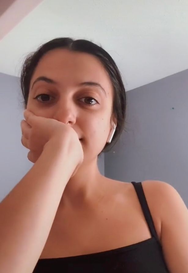 Izzy最擔心是「約會時碰到有血緣關係的男人」。