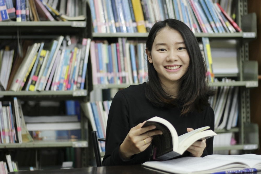 學校對孩子的課業表現、操行等要求較高,父母對此應有更多了解。