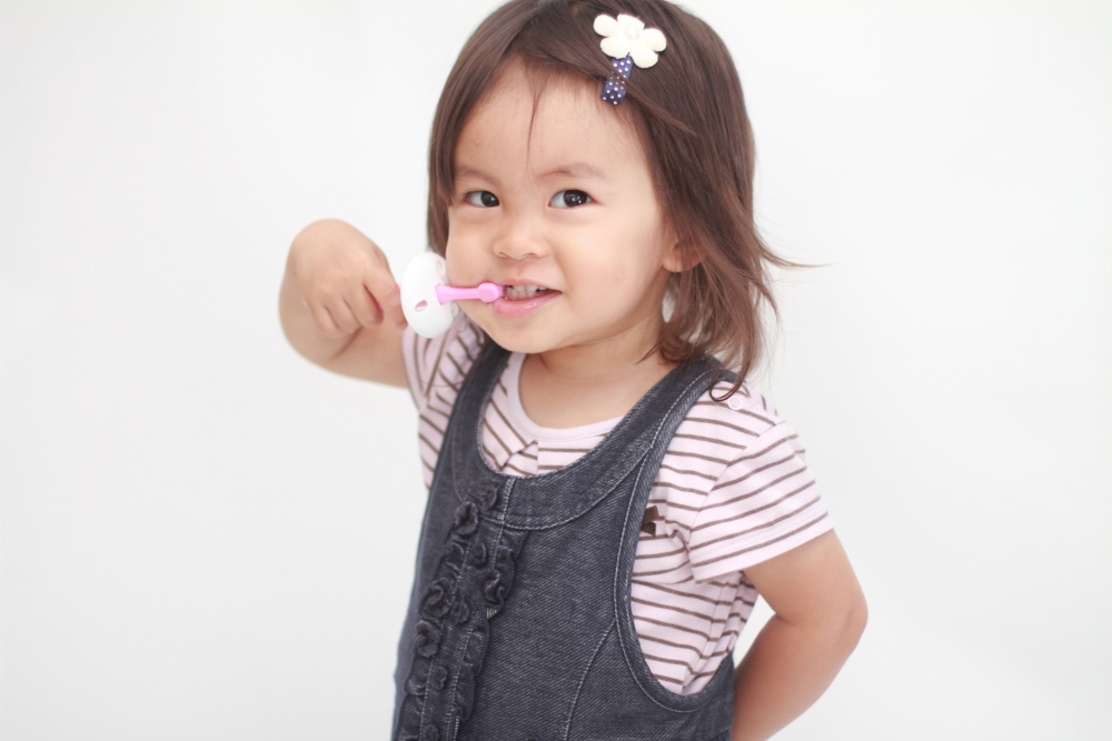 長大養成刷牙習慣。