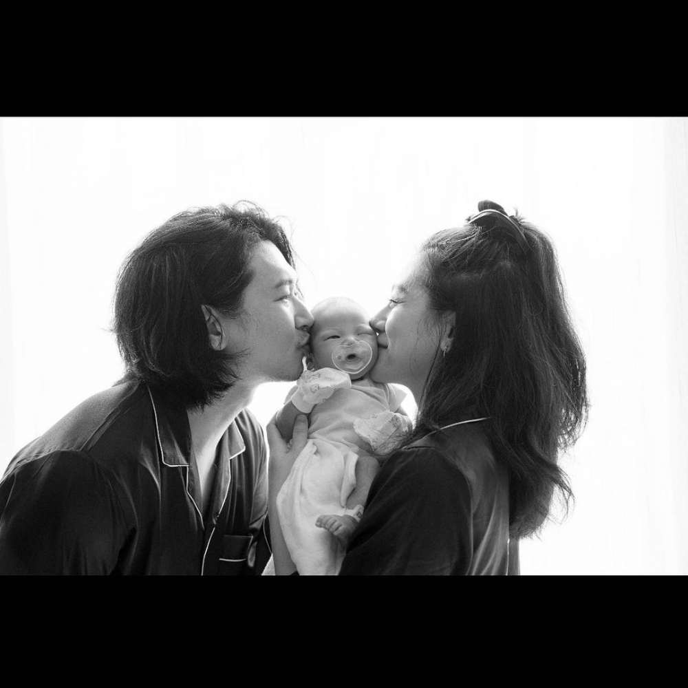 小蠻媽媽和婆婆都是專業育兒人士，簡直是神隊友。