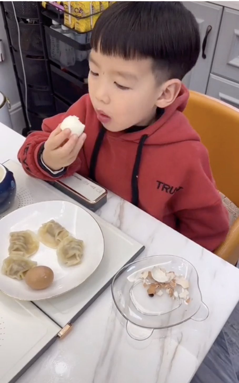 準備早餐完全難不倒他。