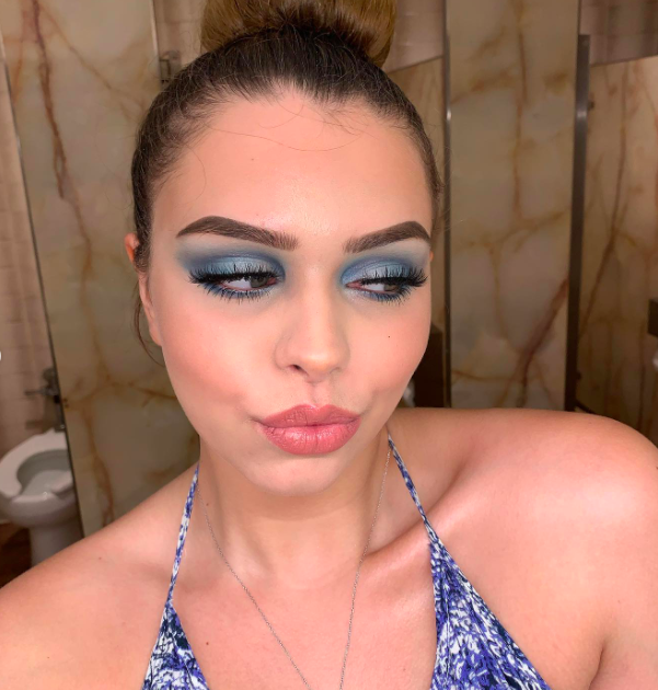 Savanna在懷孕前是名辣妹。