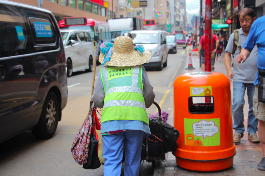 爸爸藉女兒的理想，鼓勵她在多方面也做得更好。