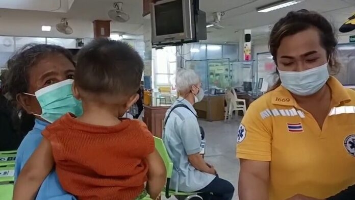 經過急救後，男童已無大礙。