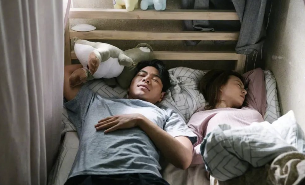 事主建議男友搬到女方家居住