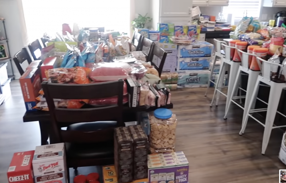 每次購物,都需要花一整天時間收納。