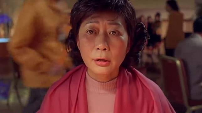 敵人的敵人，即奶奶，立即成為隊友