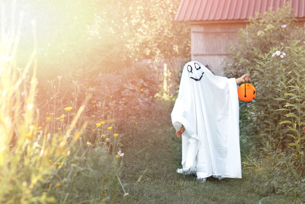 女兒數次「哥哥姐姐」，並嚇到喊。