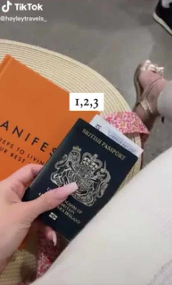 Hayley覺得父母說帶着孩子度假能創造美好開心回憶,是在自欺欺人。