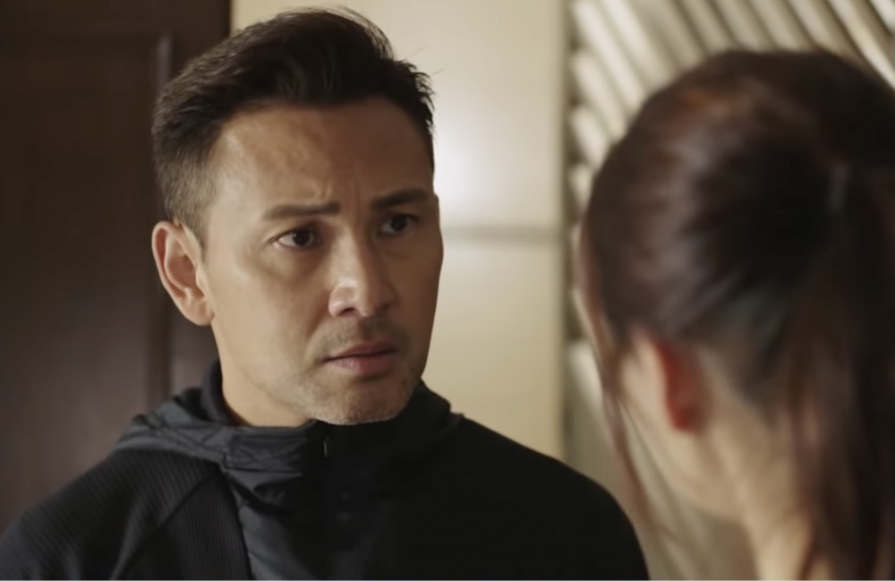 父親一直以來都對女兒情緒勒索。