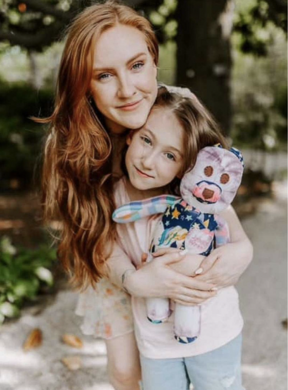 為了安慰妹妹，Chloe決定為她舉辦首個生日派對。