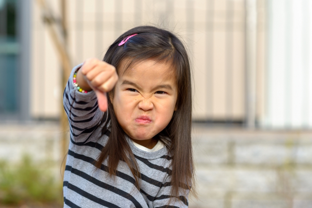 孫女出聲勸阻卻遭粗口還擊。