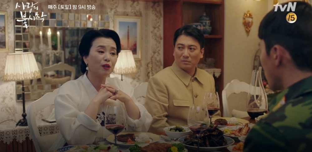 奶奶竟護媳教訓兒子