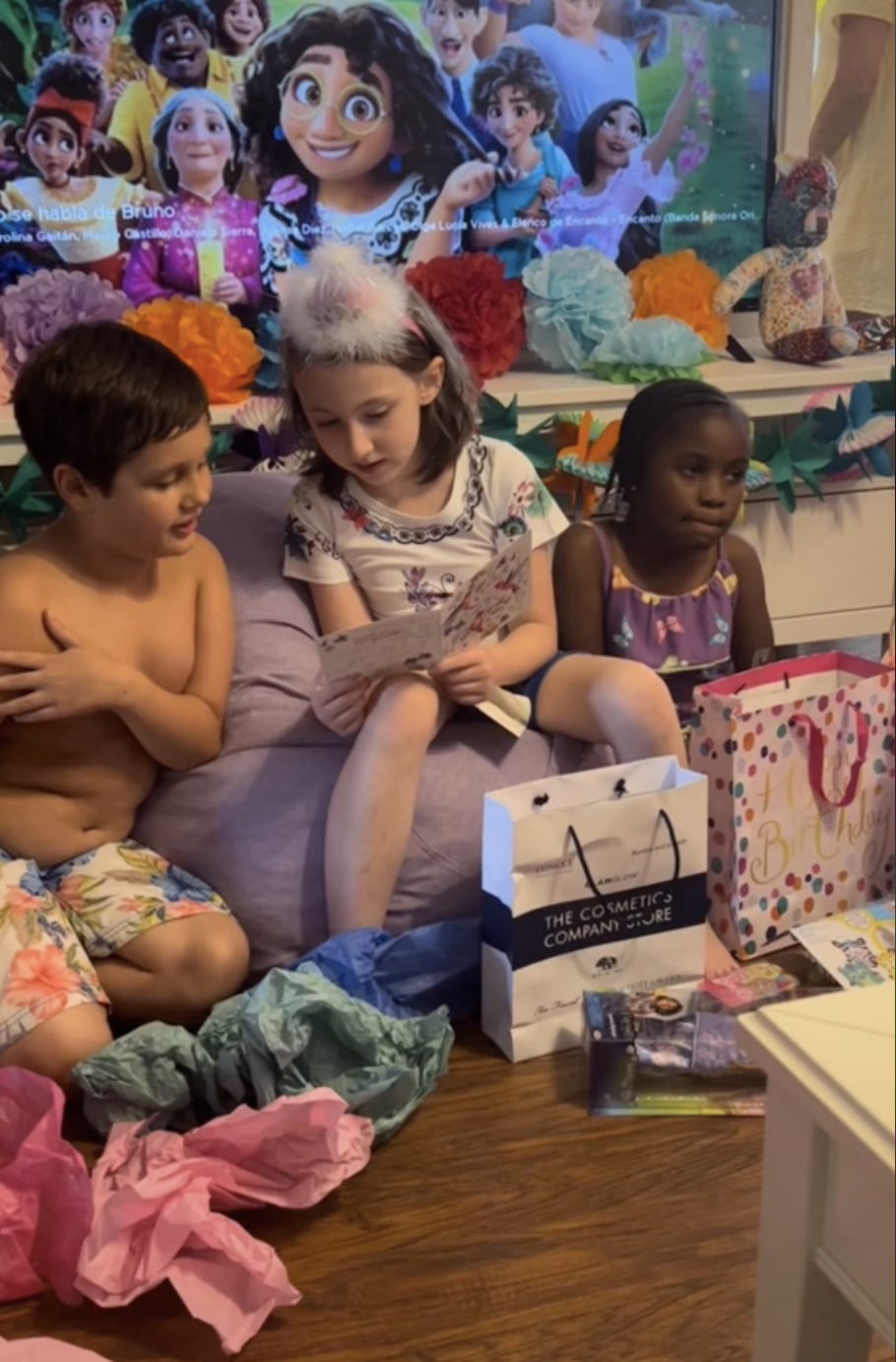 妹妹也交到了許多新朋友。