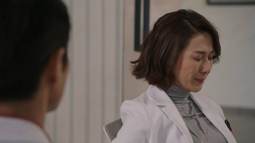 會計師媽媽對於獨自撐起家庭的生活感迷惘。