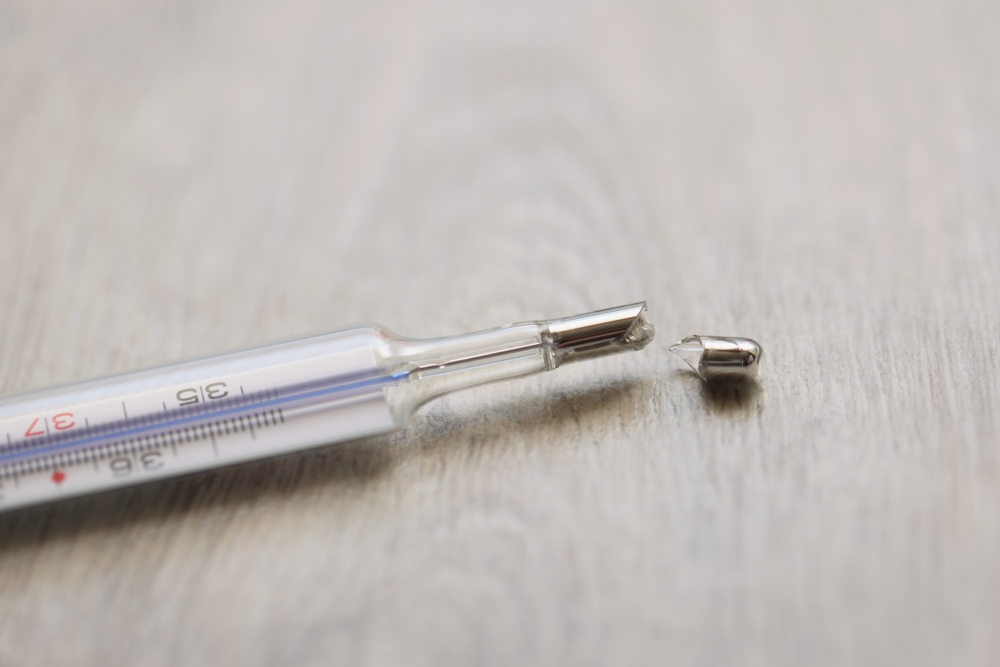 衛生署提醒,切忌使用吸塵機或用洗衣機清洗受水銀污染的衣物。