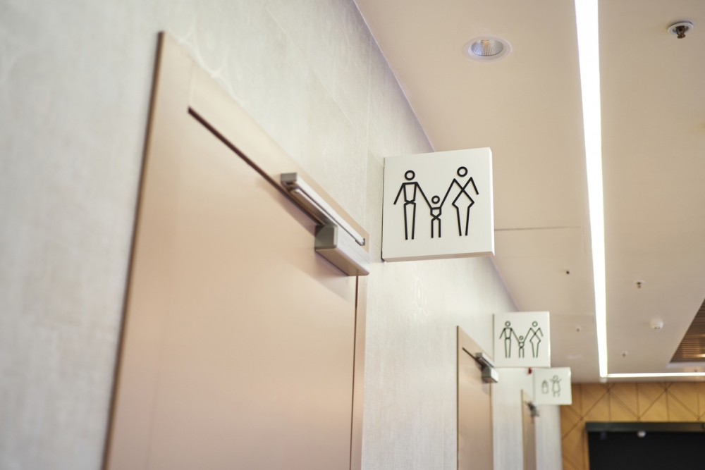 如有更多親子廁所，對父母來說更方便。