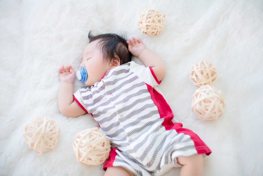 2個月至4個月的BB午睡時間會縮短，一般約4到8小時。