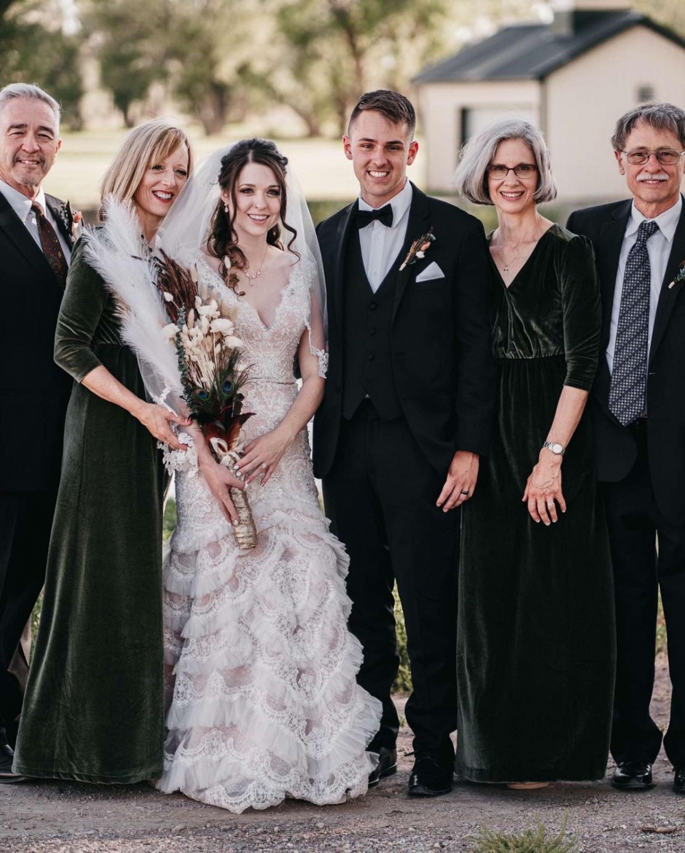 在親友見證下，邁向人生新一頁