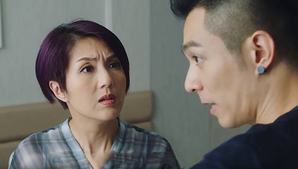 人妻難以接受老公的要求，因為她認為無論是手袋還是賣掉後的錢，都是屬於她的禮物。