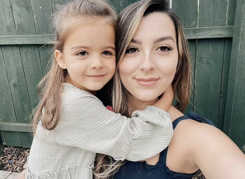 Catherine指要教導女兒，人是會長大的。