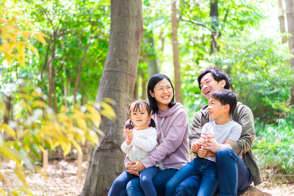 野餐、郊遊、做義工等都是很棒的戶外活動。