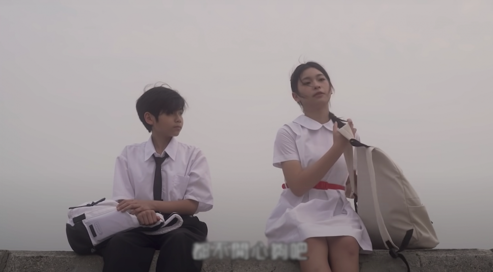 不少網民都認為家長應支持子女拍拖,皆因這是很正常的成長必經階段。