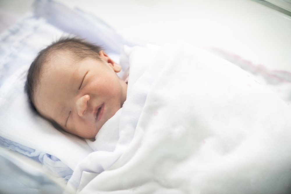 0到2個月的新生BB長時間在睡眠中度過。