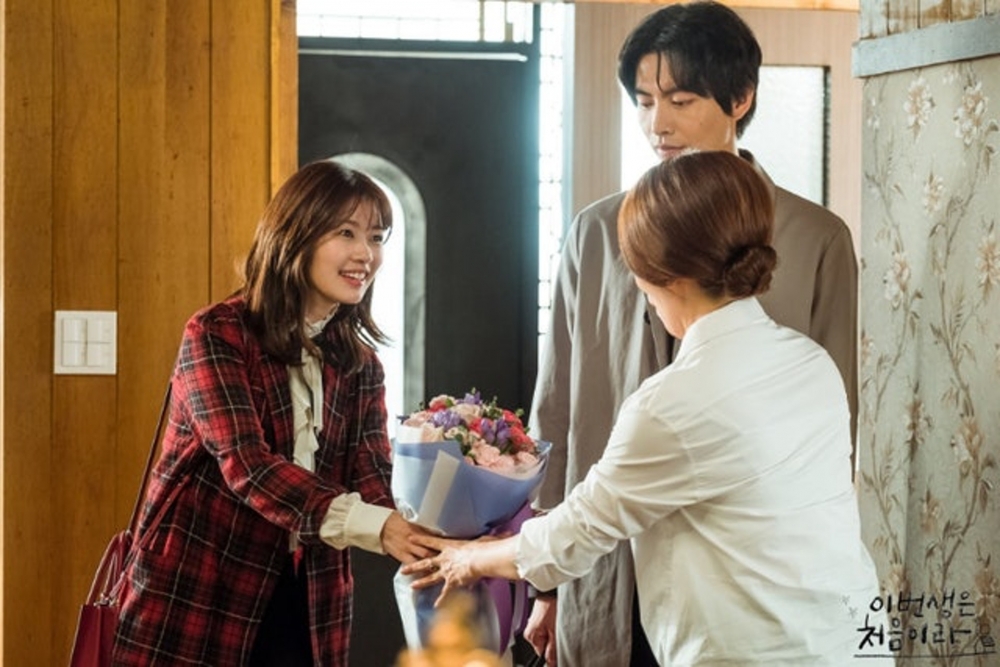 網民建議應將姪女的情況告知其父母