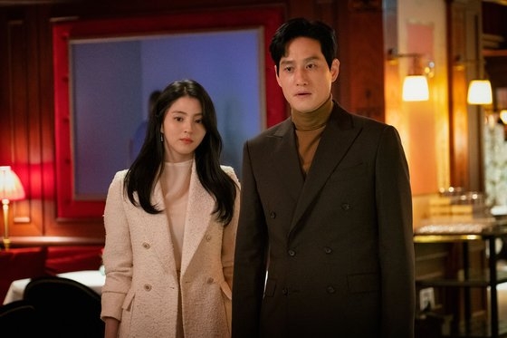 每宗婚外情都是由談天開始，人妻決定先發制人