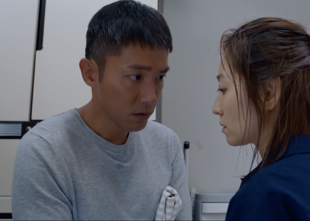 人夫提醒妻子下次記得穿着得體,反而被罵。