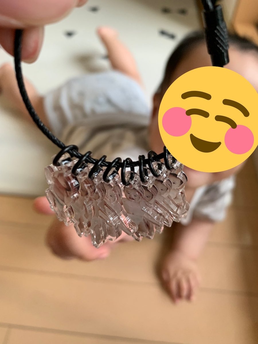 BB也對鑰匙扣很好奇。