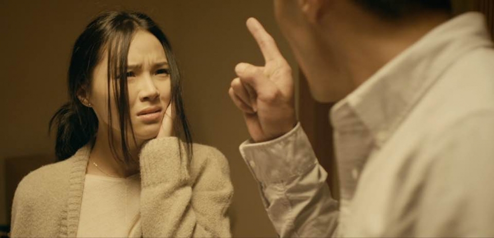 奶奶長期受到老爺暴力對待，經常會因各種理由被打。