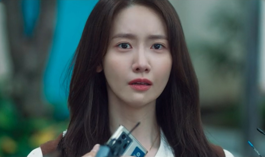 事主在登記結婚當日，驚悉自己跟未來奶奶和未來老公有特殊關係。