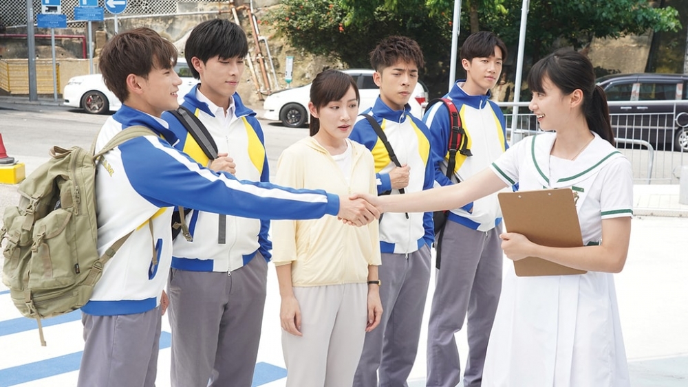 年輕人為表情符號引發熱論