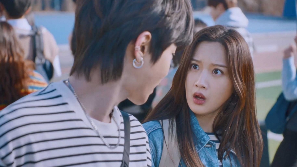 姨甥竟提議到網吧打機,女生聽到後臉色大變。