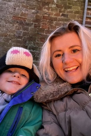 媽媽放寛心態，決定不再強求兒子進食