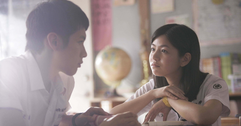 情竇初開的18歲姨甥成功帶心儀對象回家吃飯。