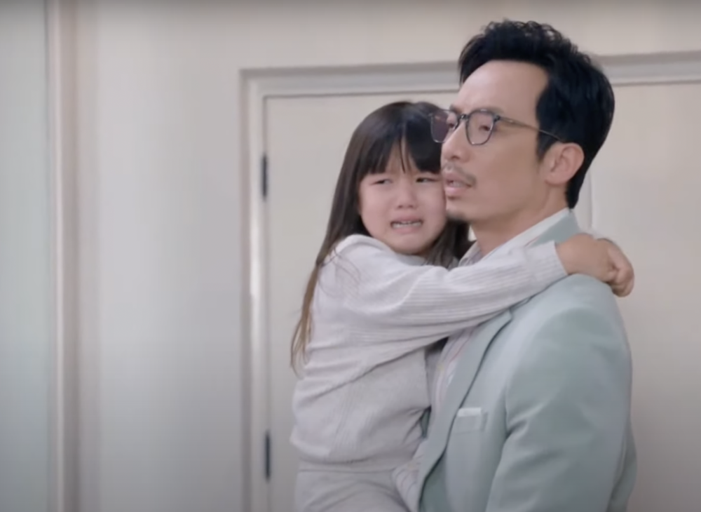 經常遭到父母打擊的孩子容易自卑。