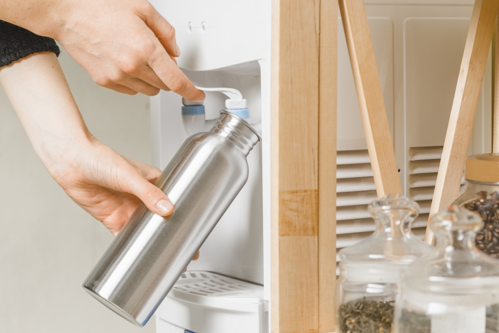 老公之前會去體育館或私家醫院酙水。