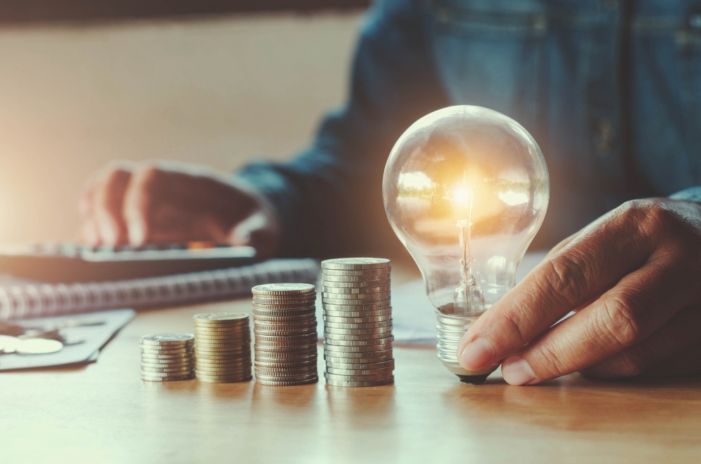 明年兩電加價,令巿民百上加斤