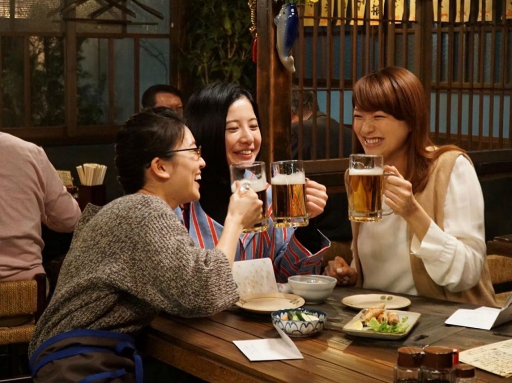 為希望鄰居能夠體諒，夫妻準備了酒精