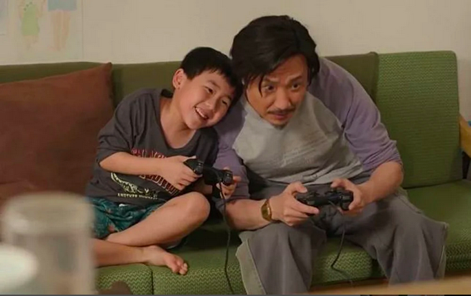 事主向侄仔承諾只要在考試裡取得100分，就可打機1小時