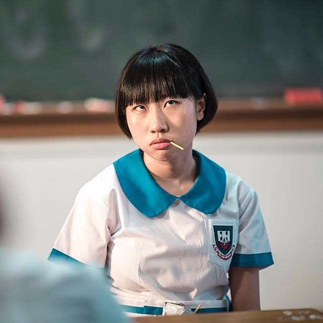 女子喜歡踢波、打機，和一般女生喜歡追星、化妝不同。