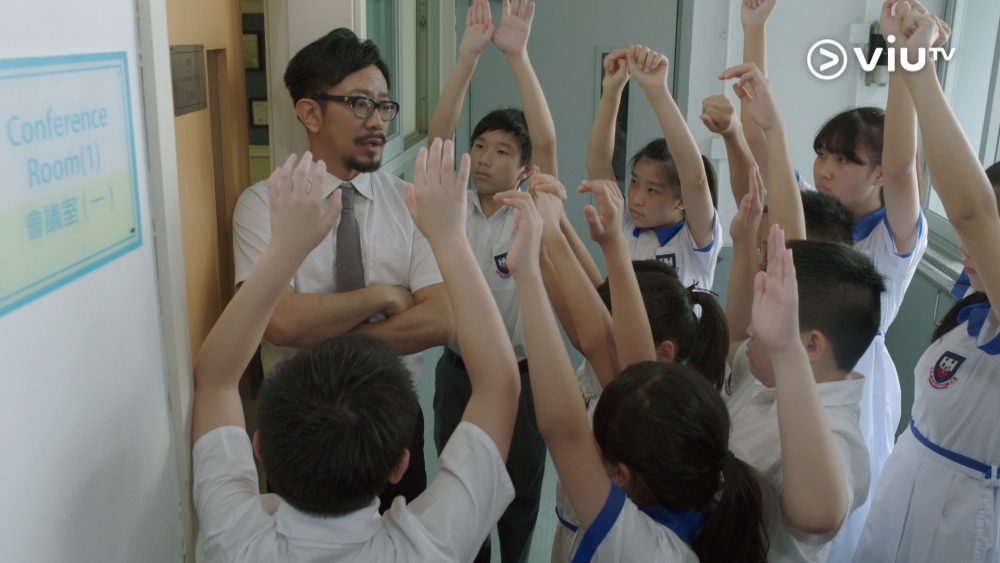 發文學生認為訓導老師玩針對。