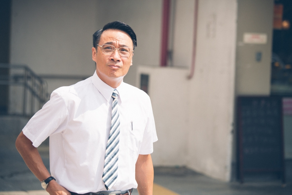 有網友說與其上網投訴,不如直接同校長講。