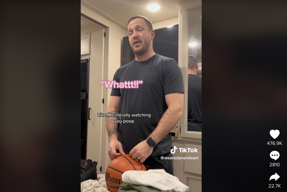 丈夫對於妻子在分娩時排便印象深刻。